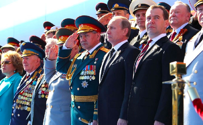 Первый Парад победы Шойгу в качестве министра обороны, 2013 год. Фото: пресс-служба Кремля
