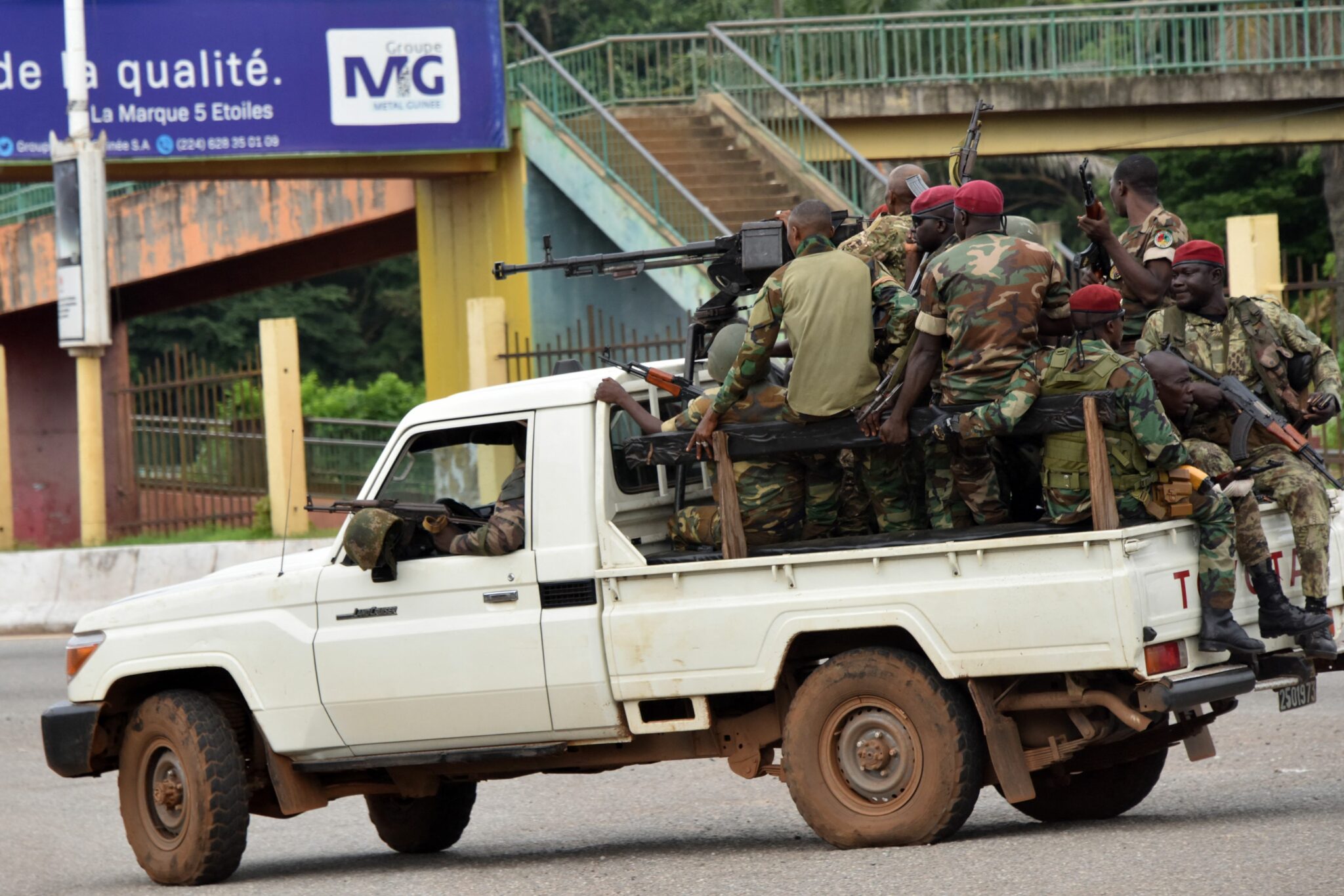 Военные на улицах Конакри. Фото  CELLOU BINANI / AFP/Scanpix/Leta