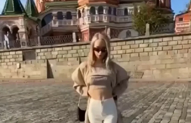 Лолит Богданова (Lola Bunny). Кадр видеозаписи из ее Instagram