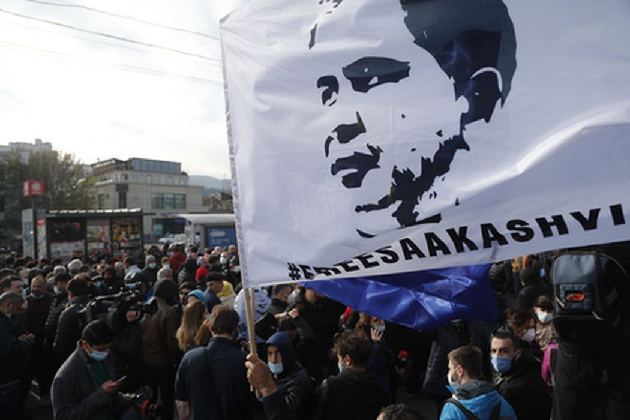Акция сторонников Михаила Саакашвили в Тбилиси. Фото: EPA/Scanpix/LETA