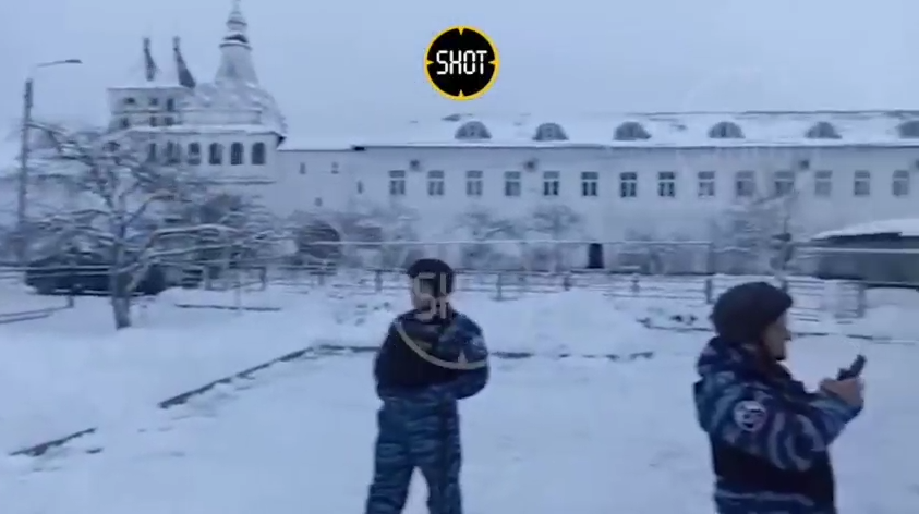Полиция на месте взрыва в женском монастыре в Серпухове. Кадр видео, опубликованного в телеграм-канале Shot