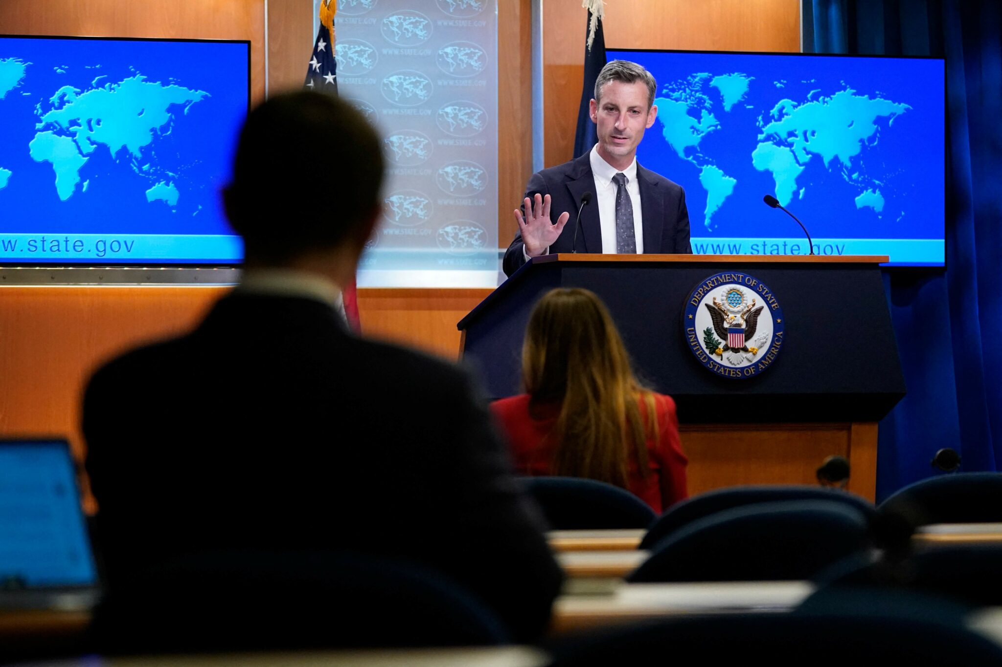 Официальный представитель Государственного департамента США Нед Прайс на брифинге. Вашингтон, округ Колумбия. 24 января 2022 года. Фото Patrick Semansky AFP/Scanpix/Leta