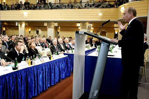 Выступление Владимира Путина на Мюнхенской конференции по безопасности в 2007 году. Фото пресс-службы Кремля