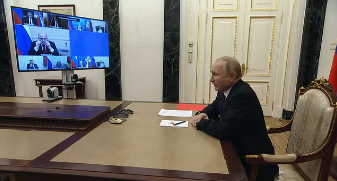 Владимир Путин на заседании Совбеза. Кадр видеохроники пресс-службы Кремля