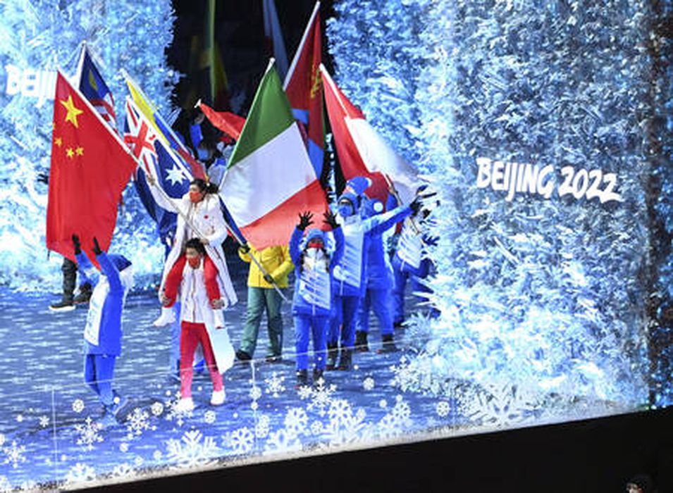 Парад спортсменов на церемонии закрытия Олимпийских Игр 2022 в Пекине. Фото Xinhua/Huang Zongzhi/Scanpix/LETA