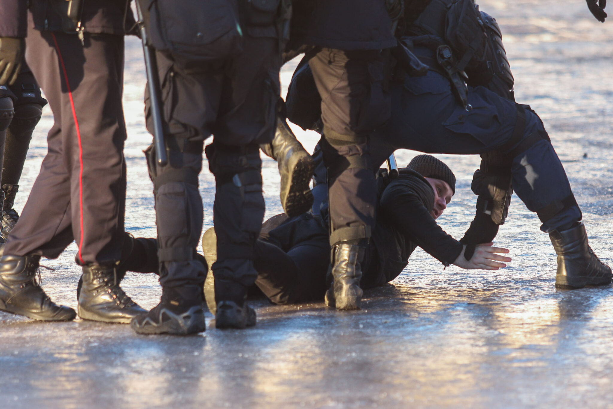 Арест на антивоенной манифестации в Санкт-Петербурге. 6 марта 2022 года. Фото SOPA Images via ZUMA Press Wire/Scanpix/Leta

