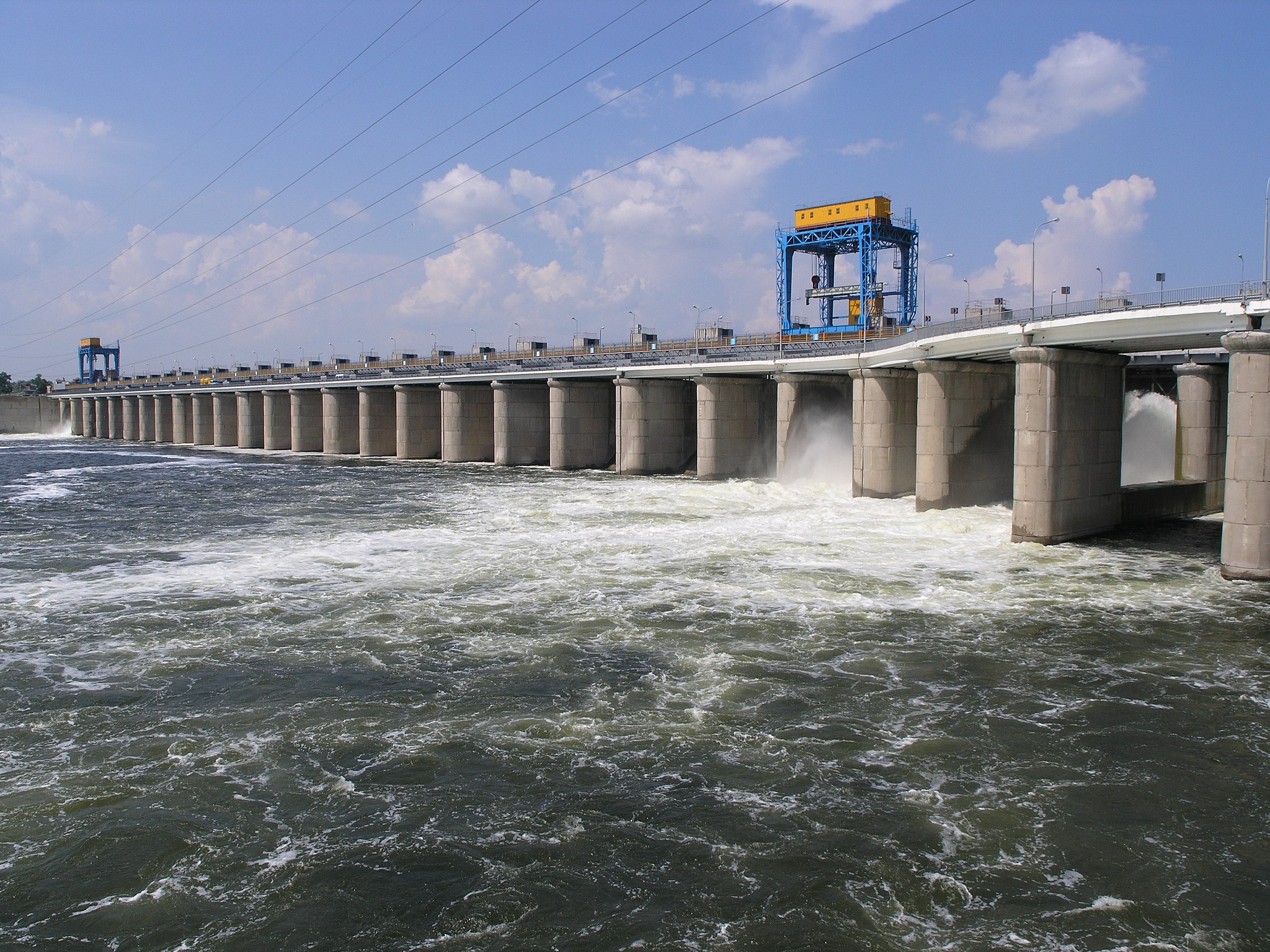 Каховская ГЭС. Фото Дмитрий Липунов / Википедия