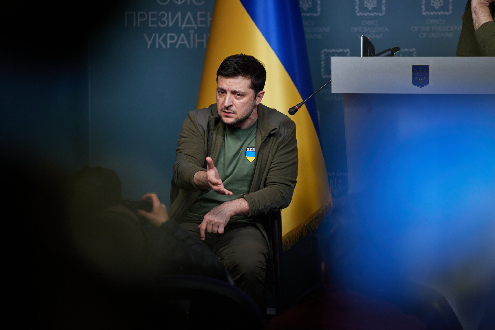 Президент Украины Владимир Зеленский с представителями иностранных СМИ, март 2022 © president.gov.ua