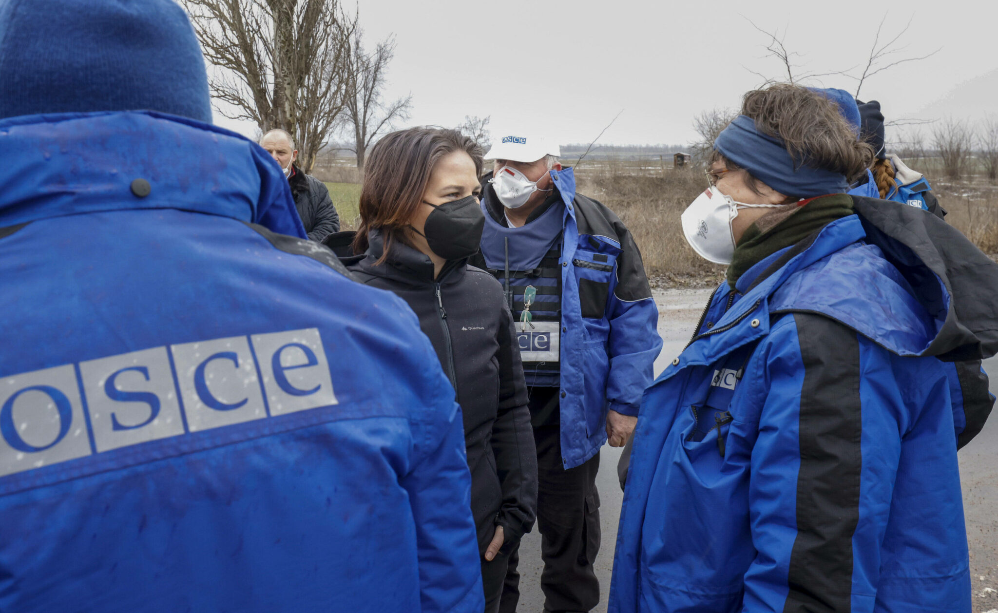 Специальная мониторинговая миссии ОБСЕ в селе Широкино на линиии соприкосновения в Донецкой области 8 февраля 2022 г.. Фото Томас Келер / imago-images.de / Scanpix / LETA