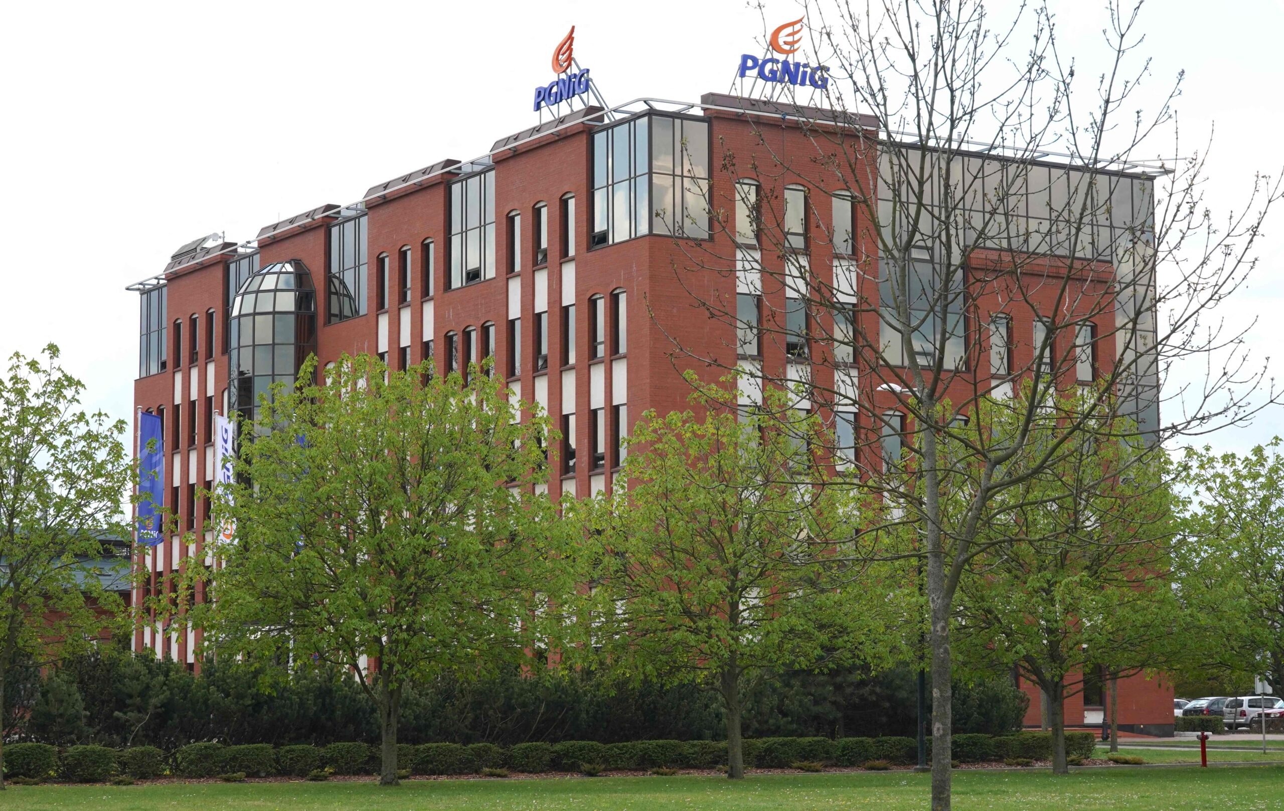 Здание штаб-квартиры компании PGNiG в Варшаве. Фото Янек Скарзинский/AFP/Scanpix/LETA 