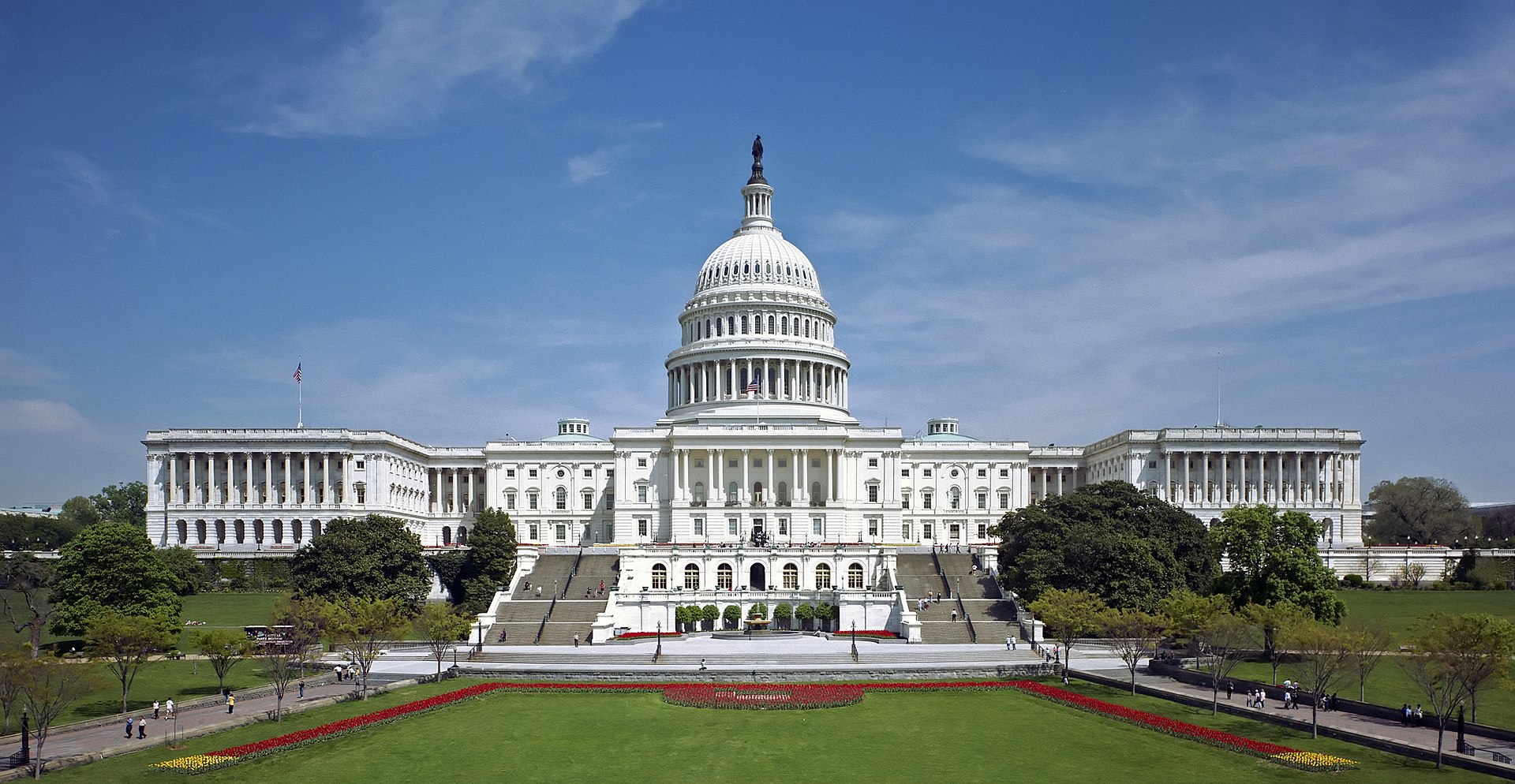 Капитолий, место заседаний Конгресса США. Фото Википедия.