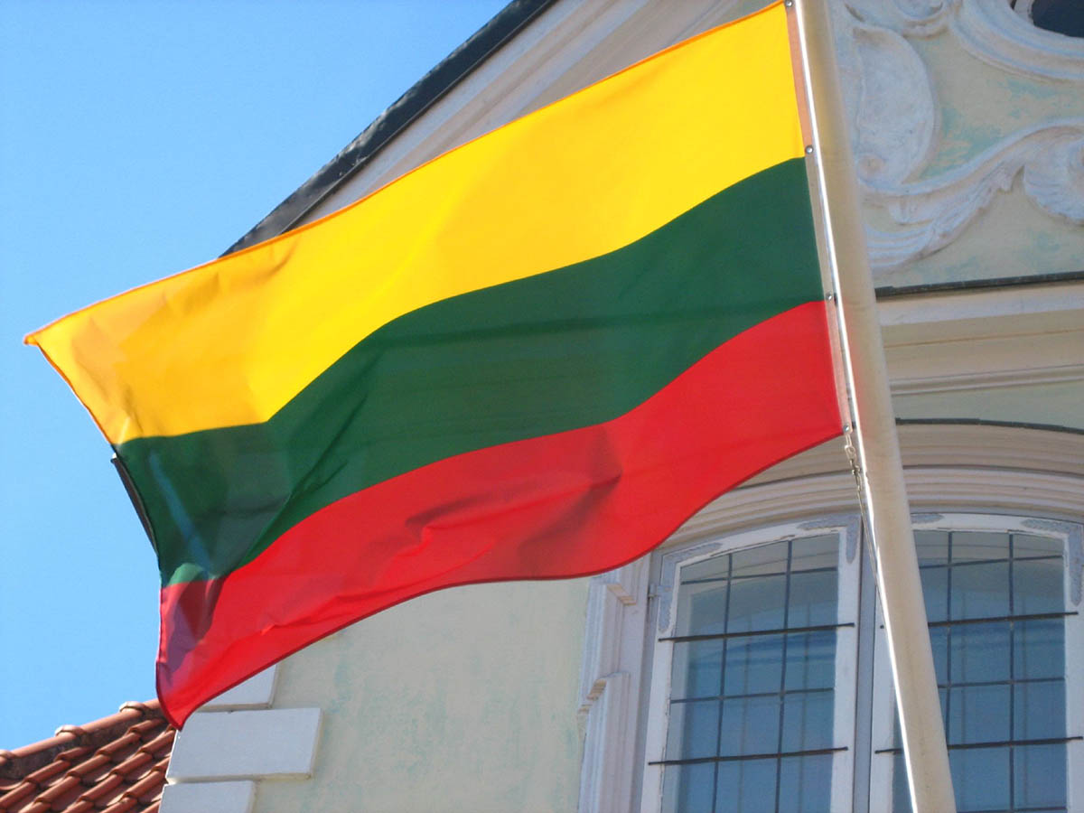 Флаг Литвы. Фото nclements по лицензии Flickr