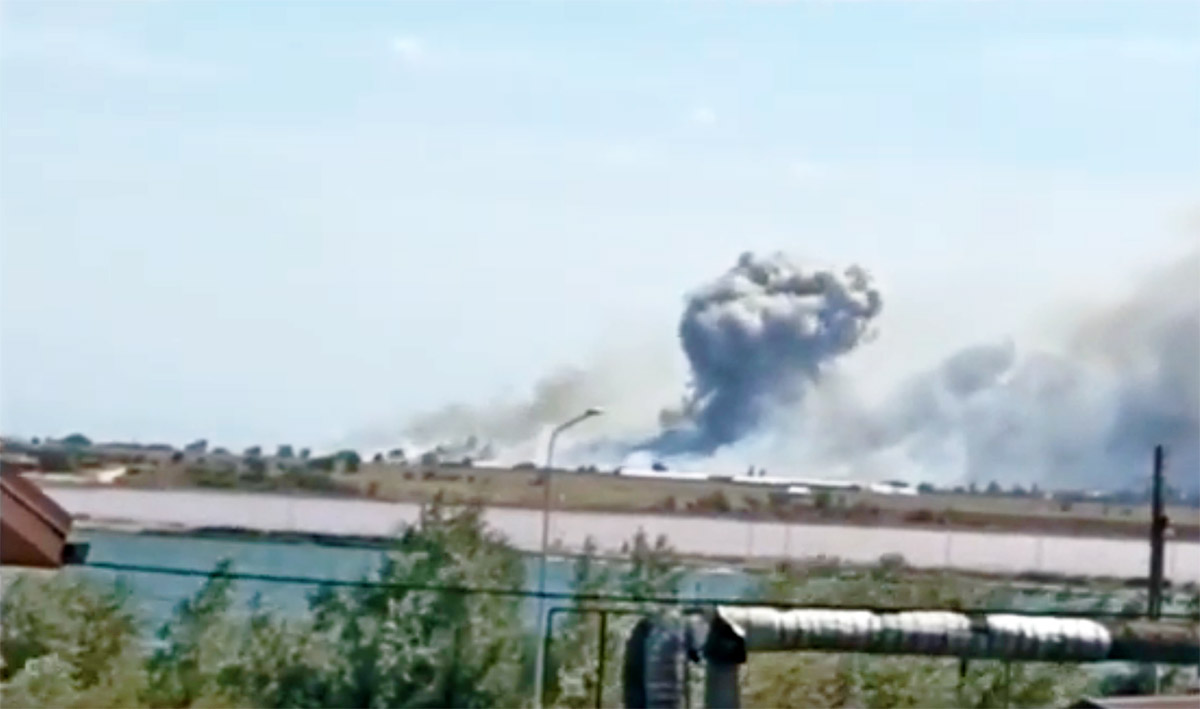 Взрыв в районе Новофедоровки. Скриншот из Youtube-канала Крымский Телеграф