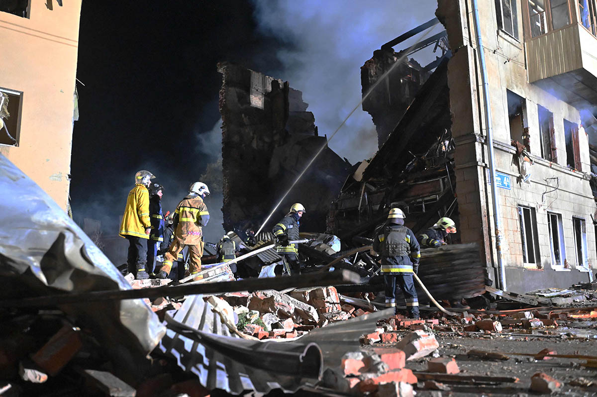 Последствия ракетного удара в Харькове 17 августа 2022. Фото SERGEY BOBOK / AFP / Scanpix / Leta