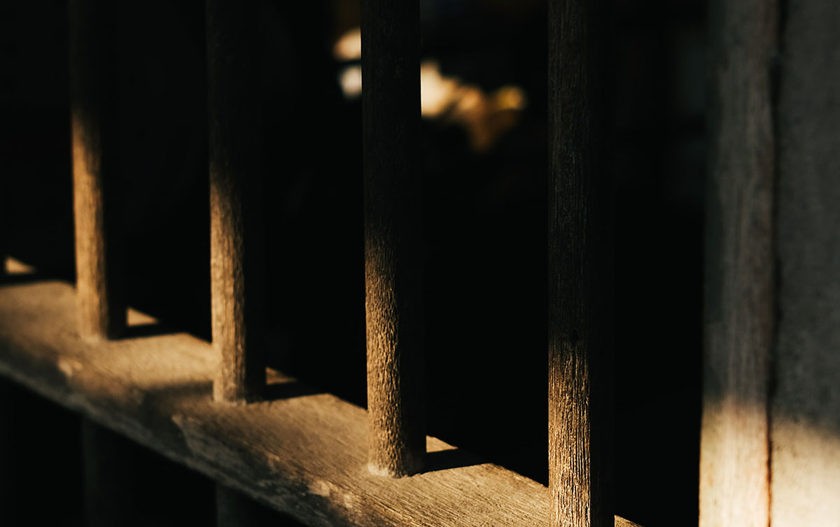 Тюремная решетка. Фото Tuyen Vo по лицензии Unsplash