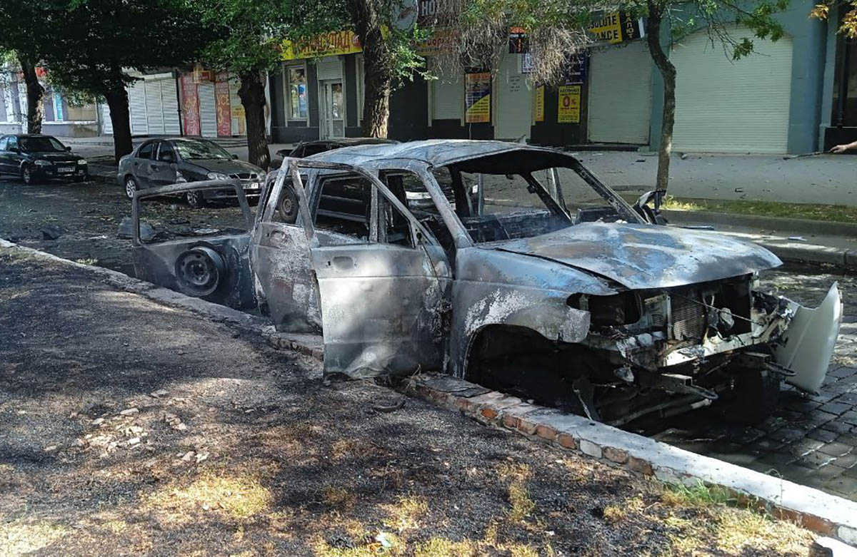 Взорванный автомобиль коменданта оккупированного Бердянска Артема Бардина. Фото Telegram Бердянск. Официально