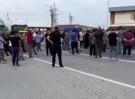 Протесты против мобилизации в Дагестане. Скриншот видео телеграм-канала “Спросите у Расула”