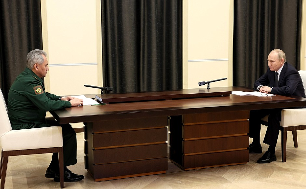 Сергей Шойгу и Владимир Путин. Фото пресс-службы Кремля