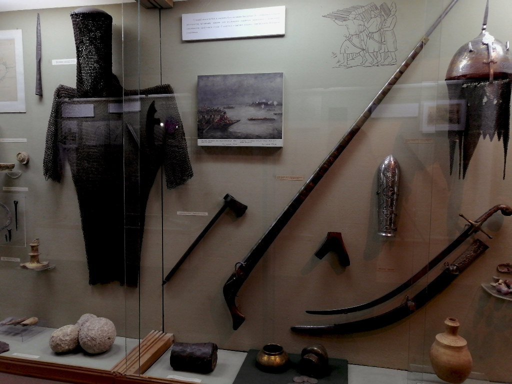 Экспозиция краеведческого музея Херсона до разграбления. Фото, опубликованное в Twitter-аккаунте @mramorealskayaa в январе 2022 года