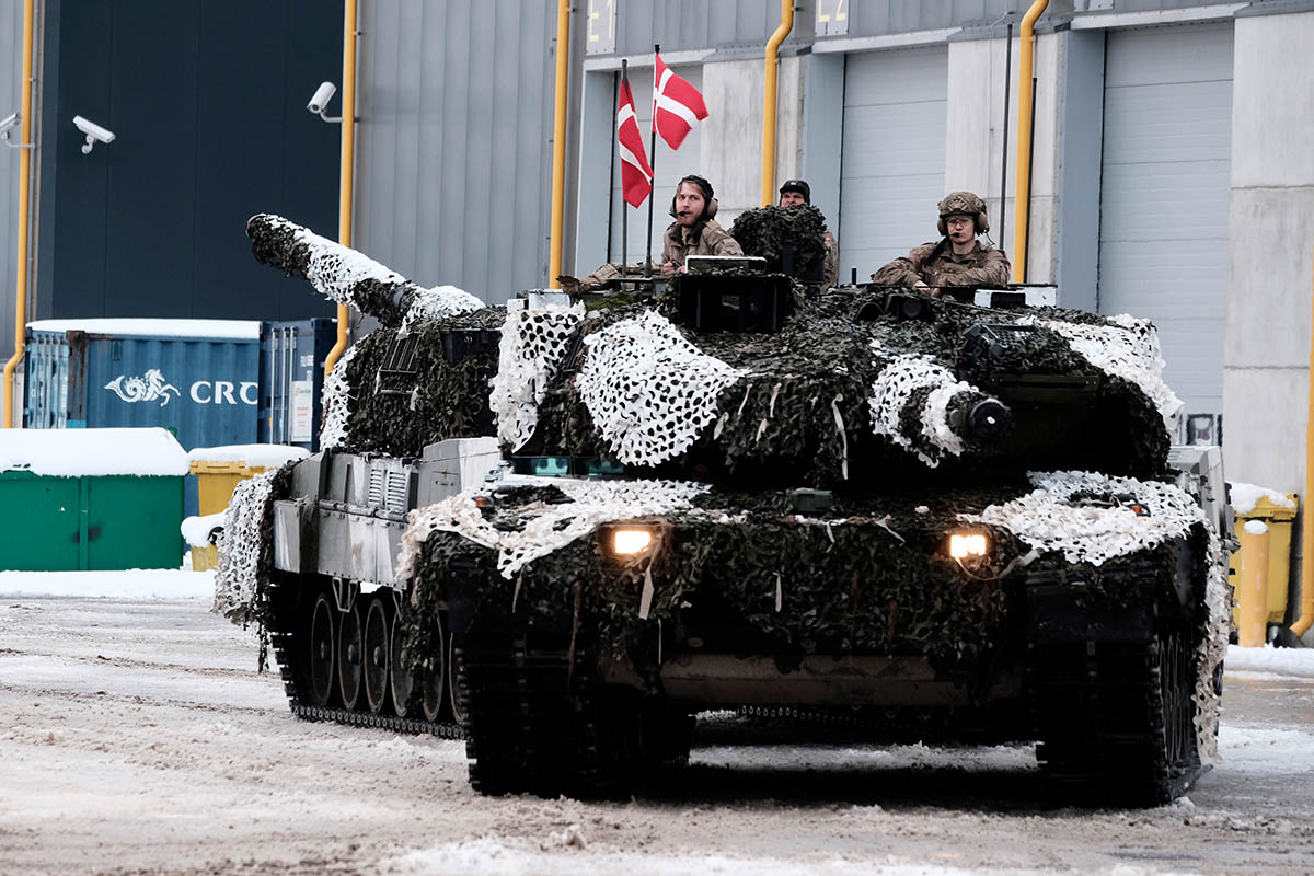 Танки Leopard 2 в военном лагере Тапа, Эстония. Фото VALDA KALNINA/EPA/Scanpix/LETA