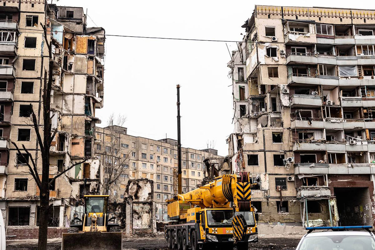Последствия российского ракетного удара по многоквартирному дому в Днепре, Украина. 19 января 2023 года. Фото dnipropetrovskaODA/Telegram