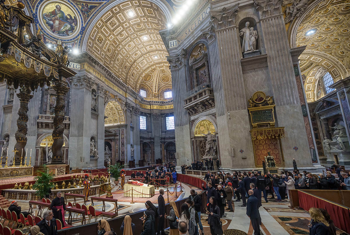 Прощание с Папой Бенедиктом XVI, Ватикан. 2 января 2023 года. Фото Michael Kappeler/dpa/Scanpix/LETA