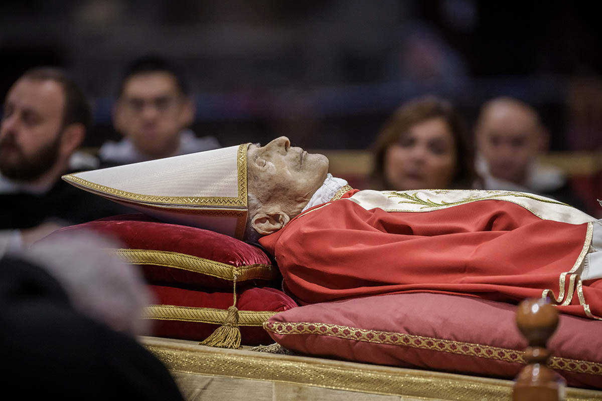 Прощание с Папой Бенедиктом XVI, Ватикан. 2 января 2023 года. Фото Michael Kappeler/dpa/Scanpix/LETA