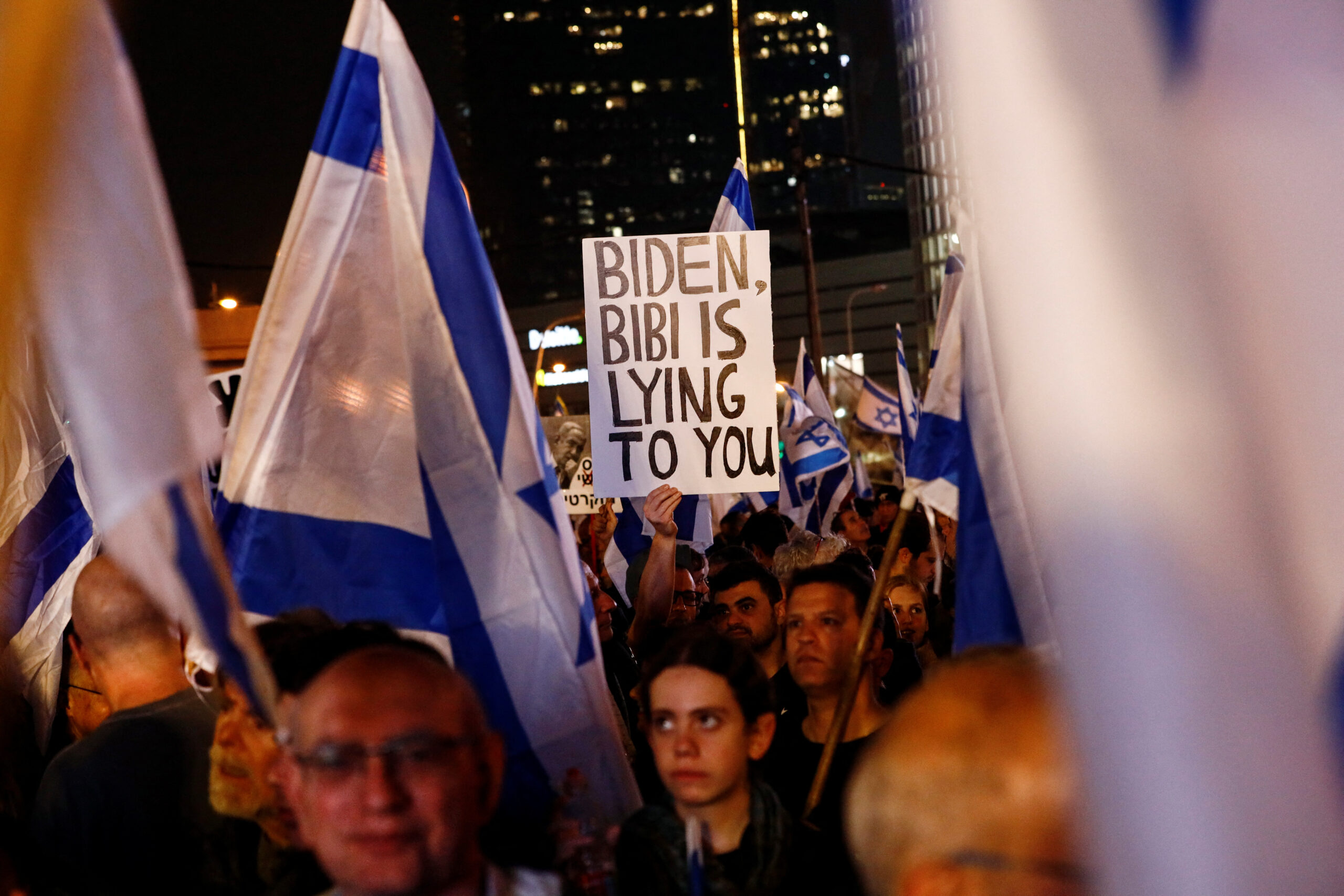 Демонстрация протеста в Тель-Авиве 28 января 2023 года. Фото REUTERS/Corinna Kern/Scanpix/LETA.
