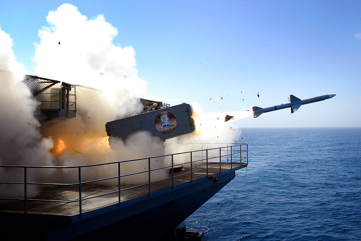 Ракета НАТО RIM-7P Sea Sparrow. Фото Wikipedia