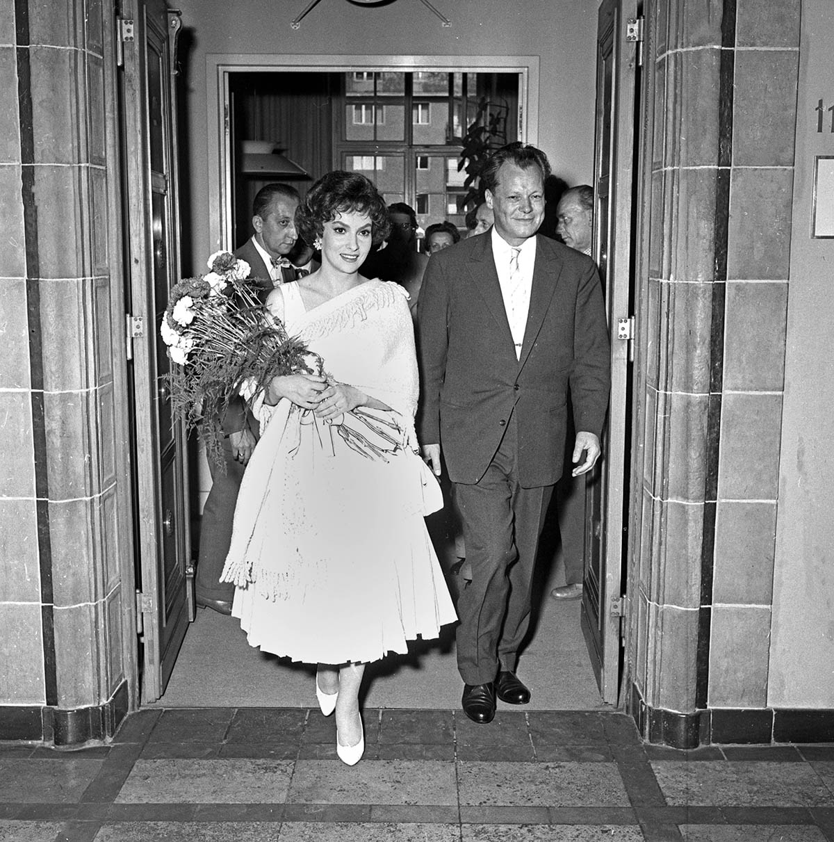 Джина Лоллобриджида c мэром Берлина Вилли Брандтом, 1966 год. Фото IMAGO/United Archives/Scanpix/LETA