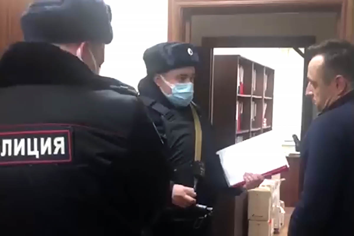 Задержание Александра Гусова. Скриншот видео МВД РФ