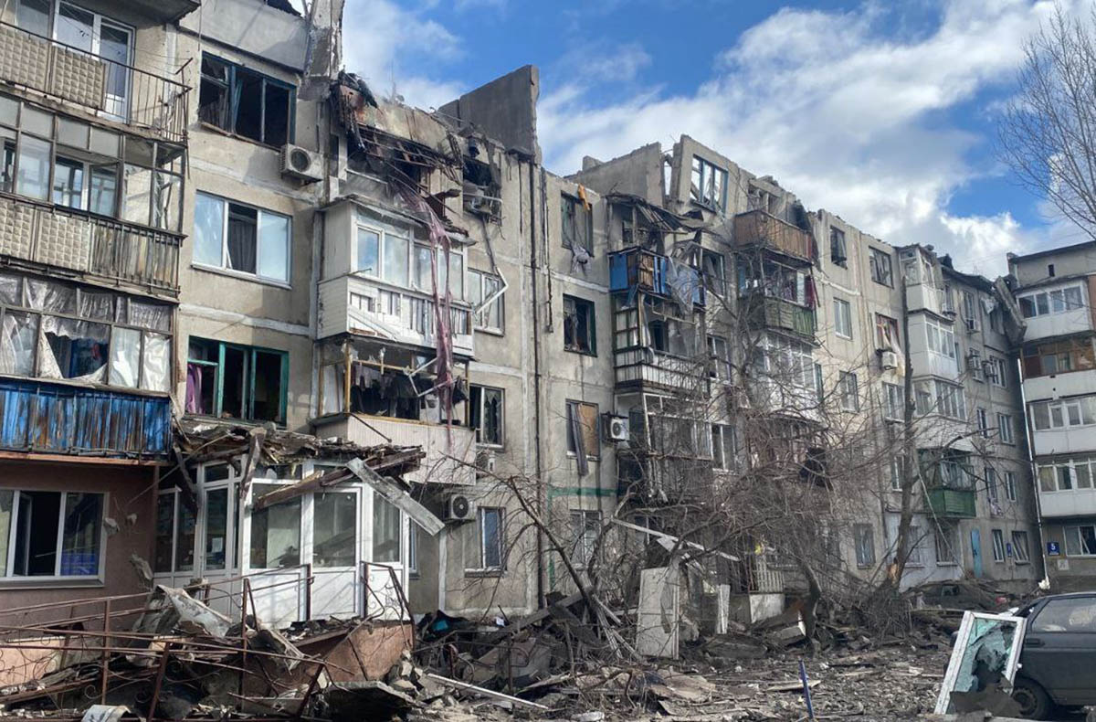 Последствия удара по жилому дому в Покровске, Донецкая область, Украина. 15 февраля 2023 года. Фото pavlokyrylenko_donoda/Telegram