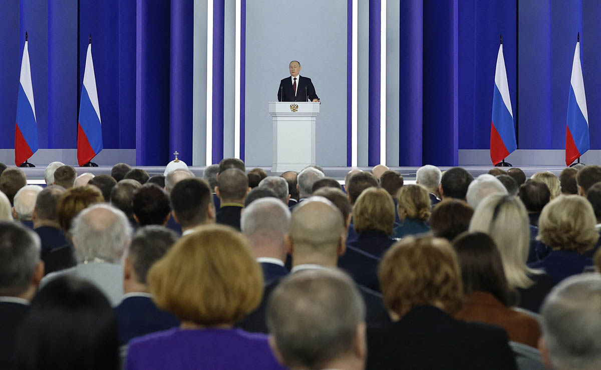 Владимир Путин выступает с ежегодным посланием Федеральному собранию, 21 февраля 2023 года. Фото Dmitry ASTAKHOV/SPUTNIK/AFP/Scanpix/LETA