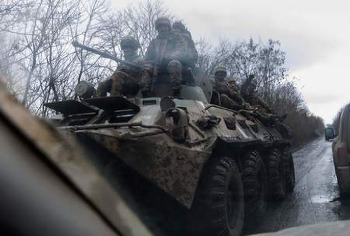 Военнослужащие ВСУ на бронетранспортере в Донецкой области Украины 28 февраля 2023 года. Фото Anatolii Stepanov/AFP/Scanpix/LETA