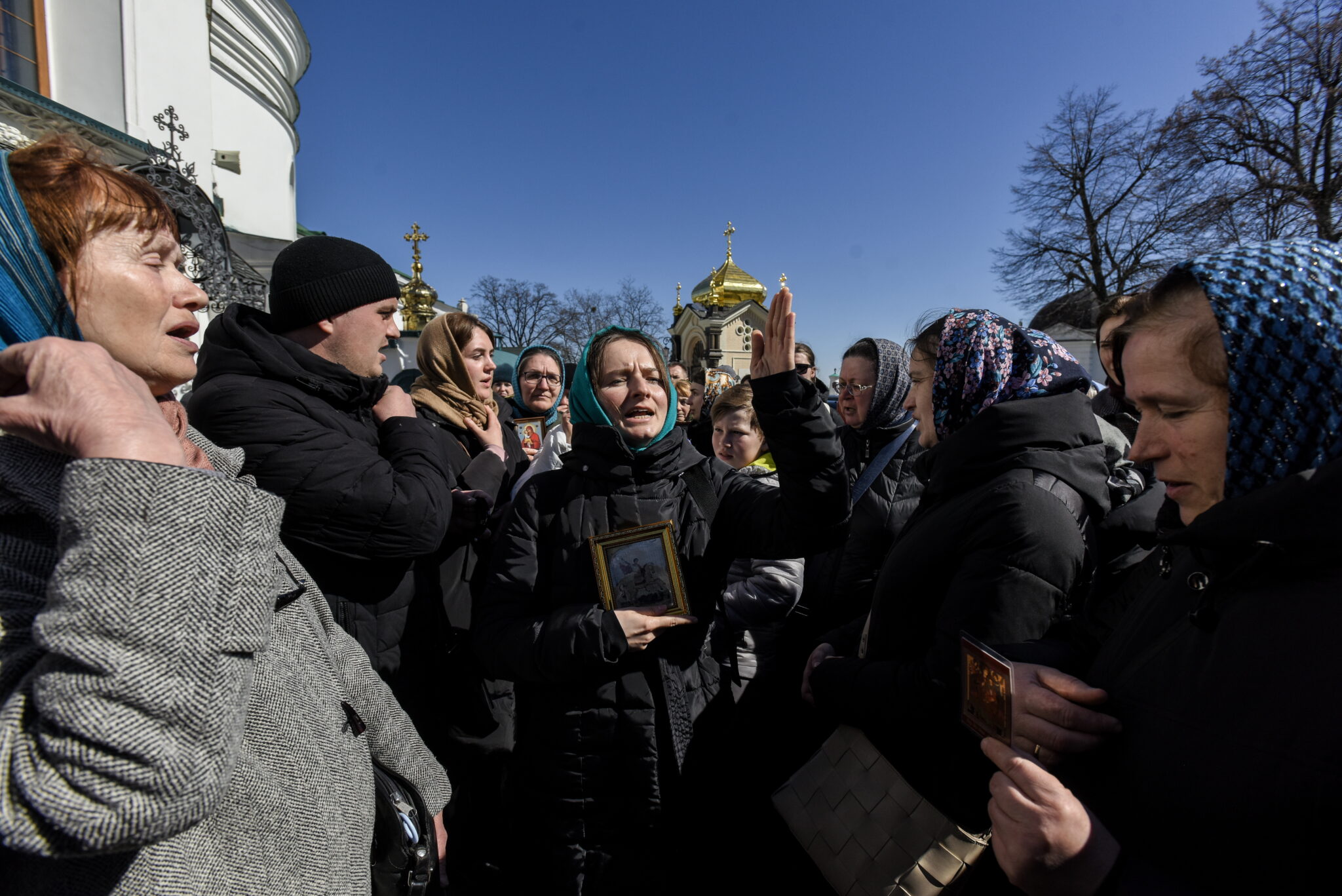 Верующие на церковной службе в Киево-Печерской лавре. Фото EPA/Oleg Petrasyuk/Scanpix/LETA.