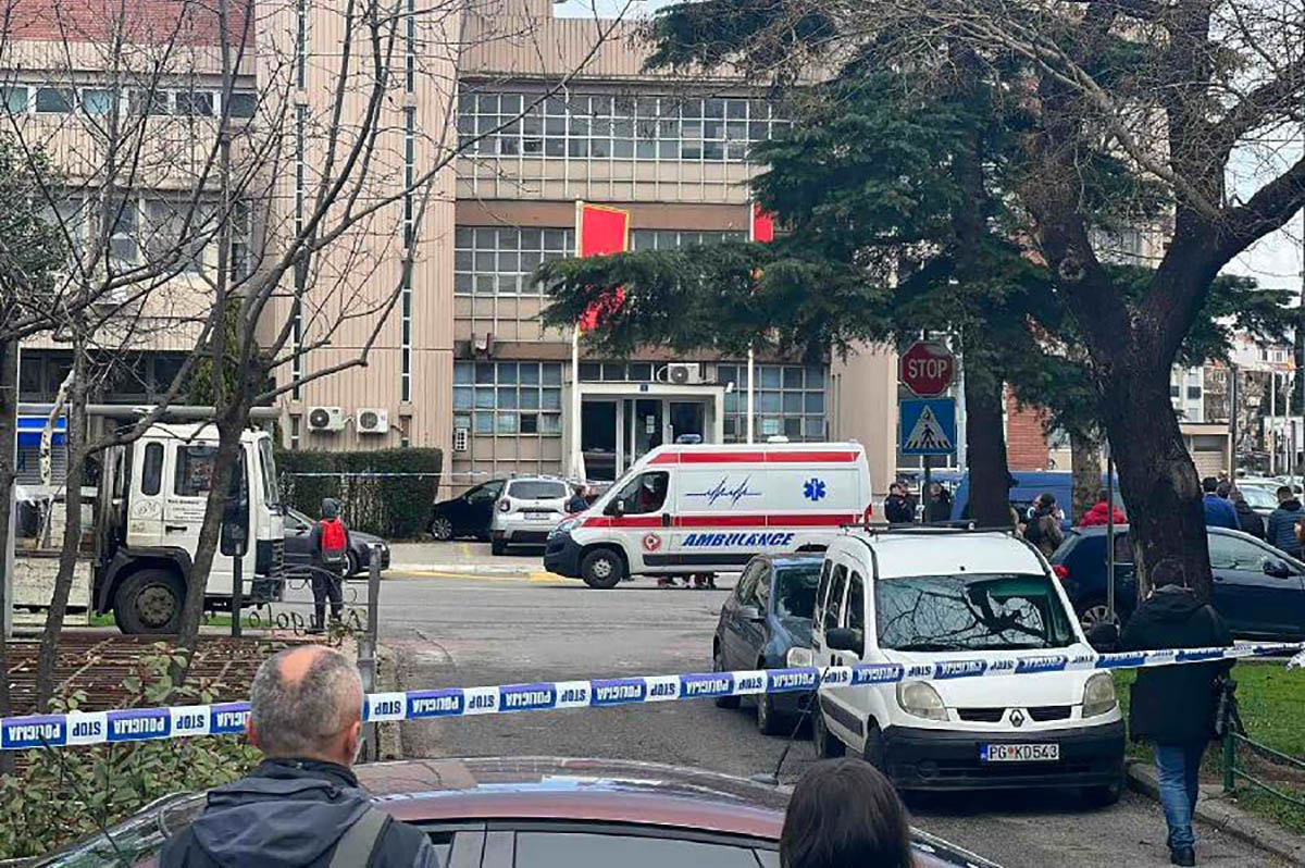 Взрыв в Основном суде в Подгорицы, Черногория. Фото ru2ch_news/Telegram