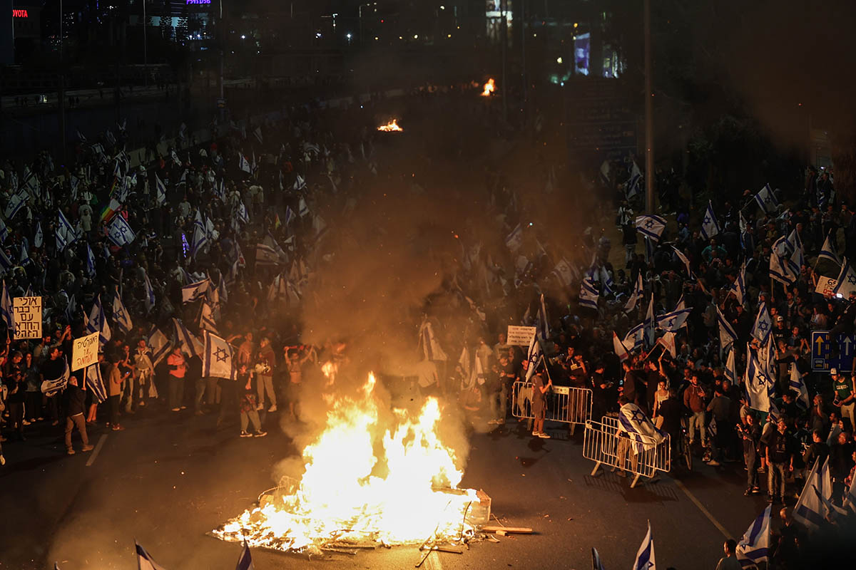 Антиправительственная акция протеста, 27 марта 2023 года. Тель-Авив, Израиль. Фото Ilia Yefimovich/dpa/Scanpix/LETA