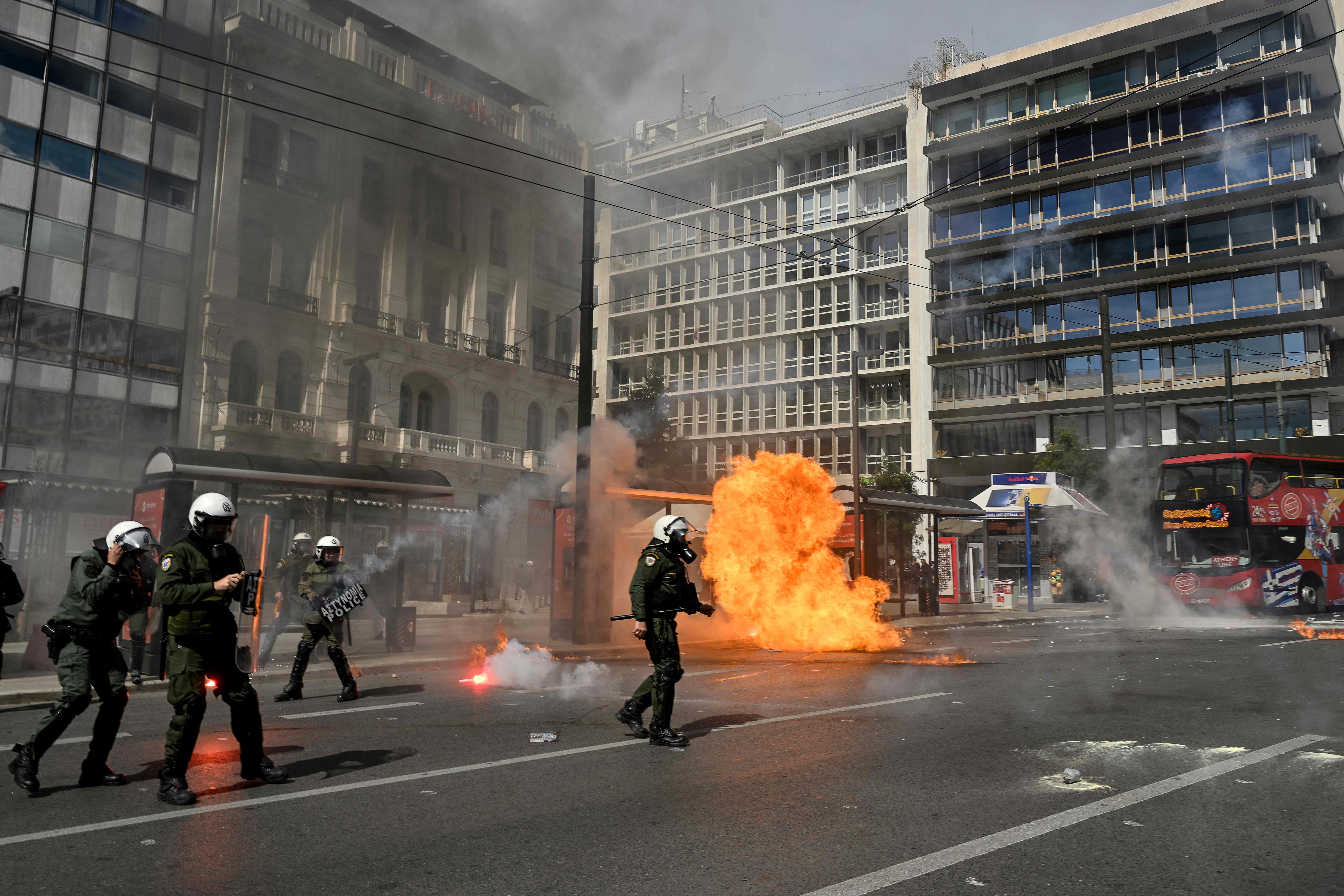 Протест после крушения поездов в Греции. Фото Louisa Gouliamaki /AFP/Scanpix/LETA