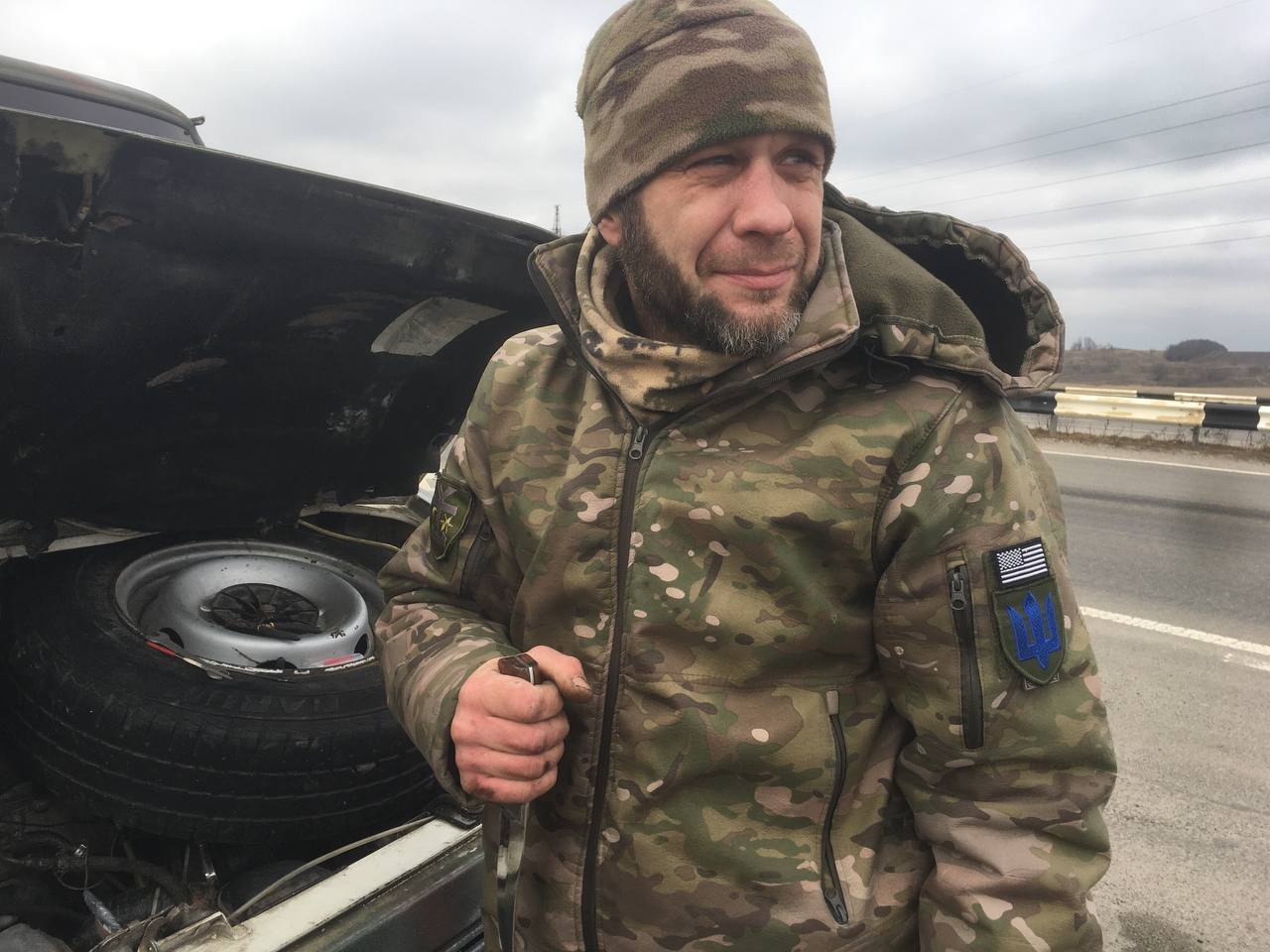 Боец Руслан из 54-й бригады возле своего транспортного средства / Spektr.Press