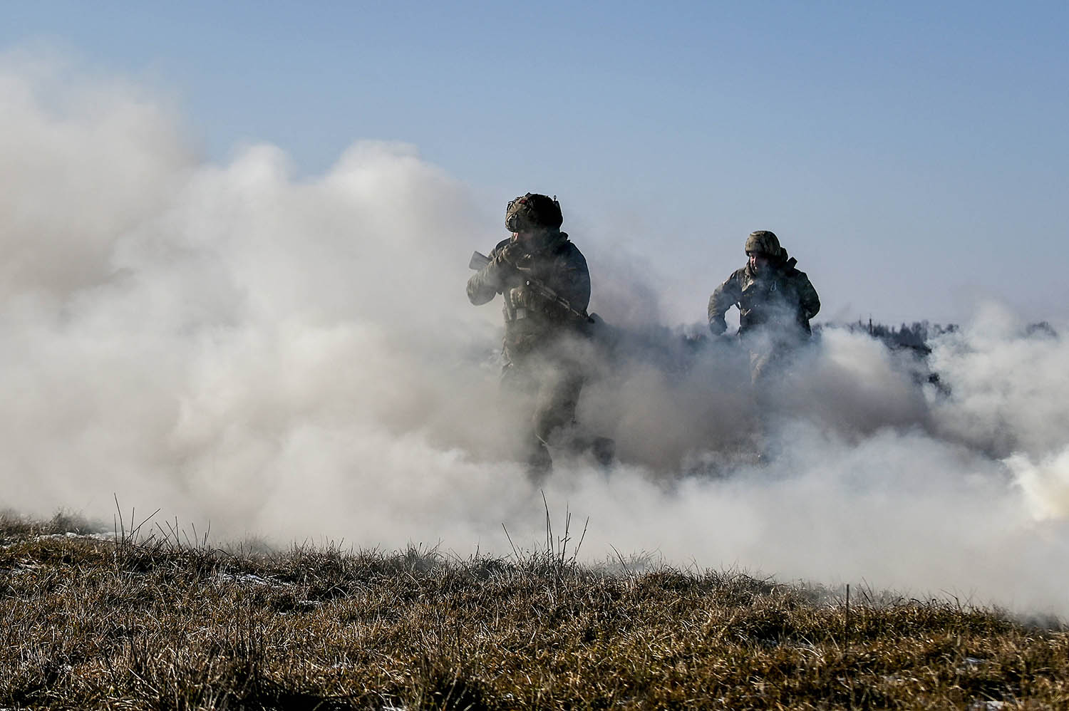Тренировка солдат украинской армии в Запорожской области на юго-востоке Украины. Фото Dmytro Smolienko/UKRINFOR/SIPA/Scanpix/LETA