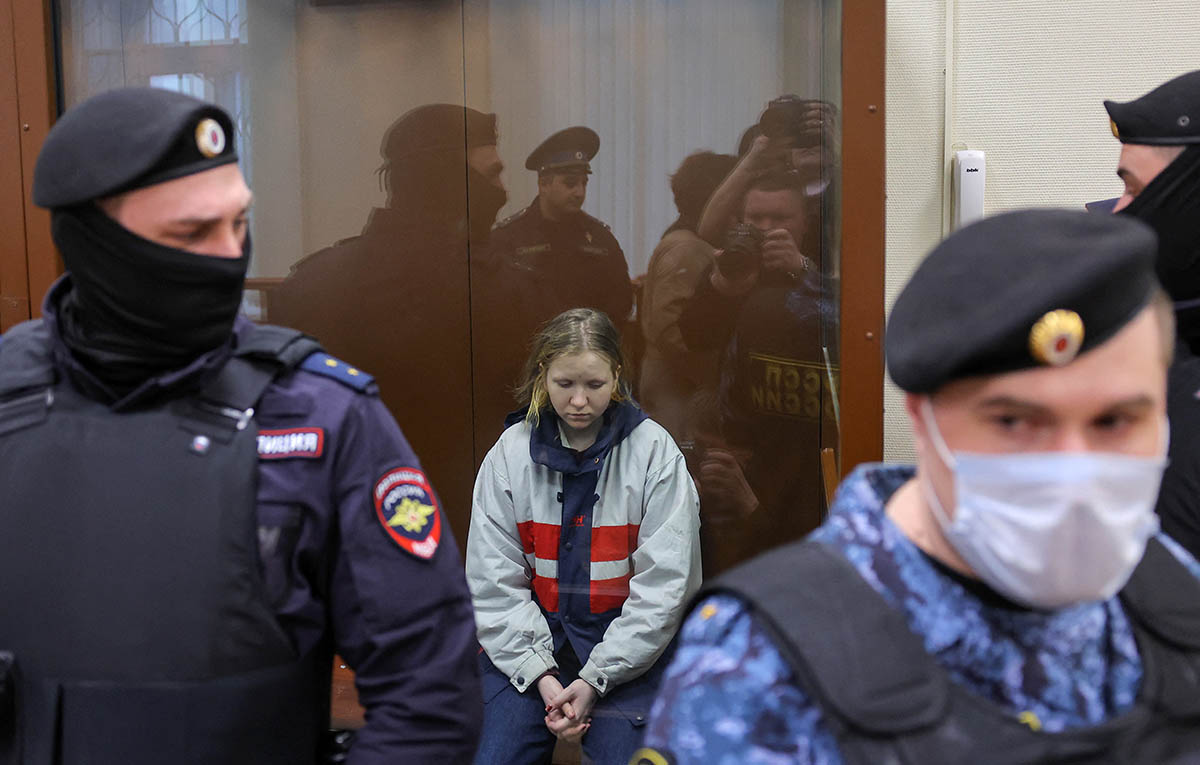 Дарья Трепова на слушании в Басманном районном суде Москвы, 4 апреля 2023 года. Фото Фото Evgenia Novozhenina/REUTERS/Scanpix/Leta