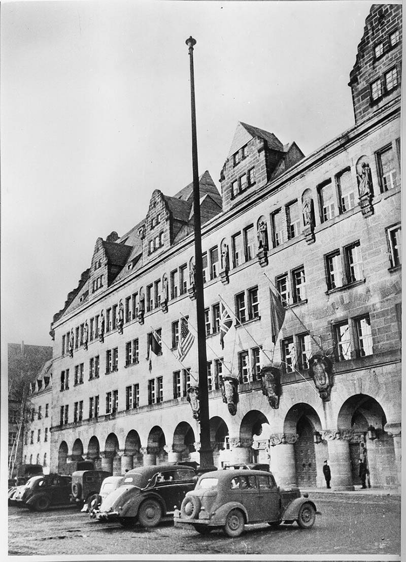 Дворец правосудия, место проведения Международного военного трибунала. Фото Bavarian State Library, Hoffmann Photo Archive