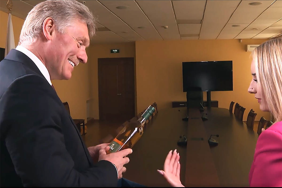 Дмитрий Песков в интервью телеканалу ATV. Скриншот видео ATV