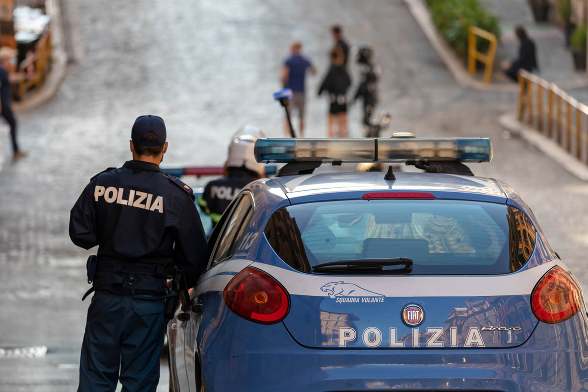 Итальянский полицейский. Фото Gennaro Leonardi/istockphoto