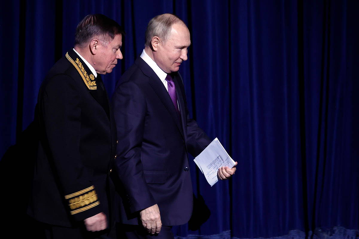 Владимир Путин с председателем Верховного Суда Вячеславом Лебедевым. Фото Valery Sharifulin/Sputnik/AP/Scanpix/LETA