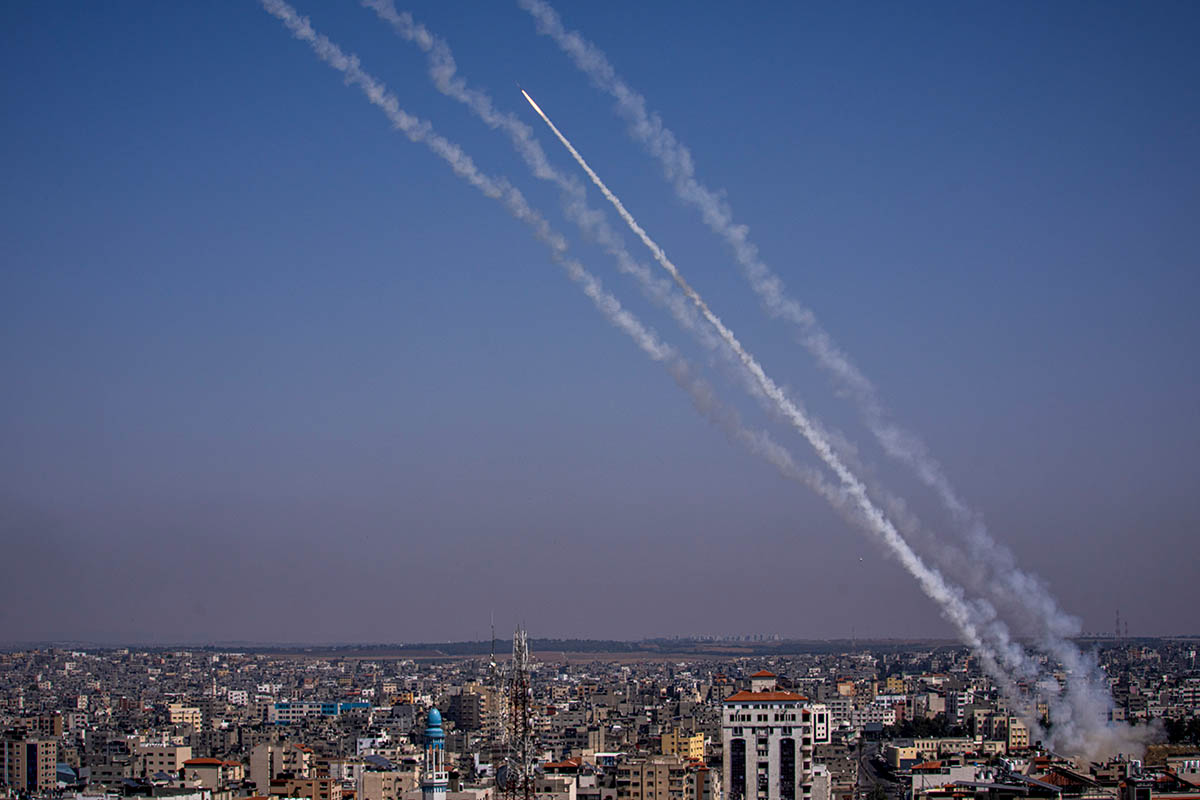 Ракетный пуск из Газы по Израилю, 10 мая 2023 года. Фото Fatima Shbair/AP Photo/Scanpix/LETA