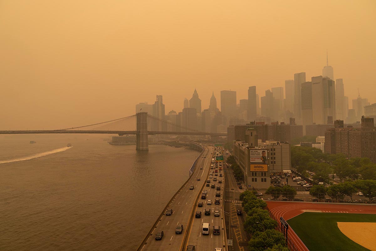 Смог в Нью-Йорке от лесных пожаров в Канаде, 8 июня 2023 года. Фото Lev Radin/ZUMA Press Wire/Scanpix/Leta