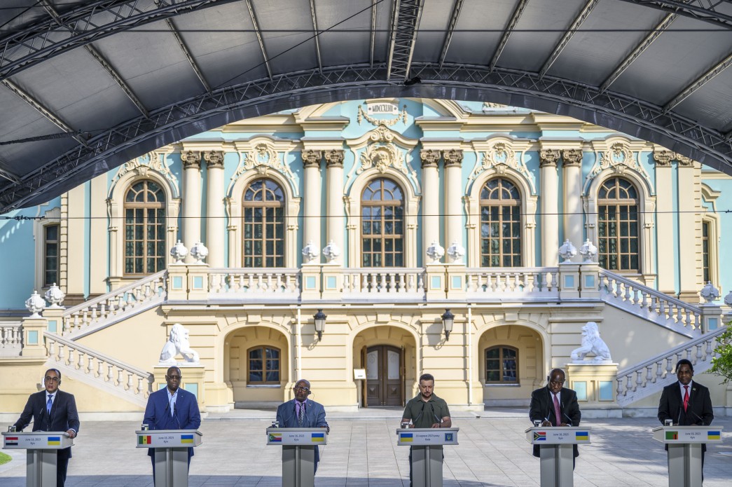 Лидеры африканских стран во время визита в Киев 16 июня 2023 года. Фото пресс-служба президента Украины.