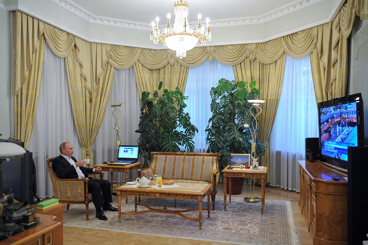 Владимир Путин в президентской резиденции в Ново-Огарево. 1 сентября 2012 года. Фото Alexsey Druginyn/Ria Novosti/REUTERS/Scanpix/Leta