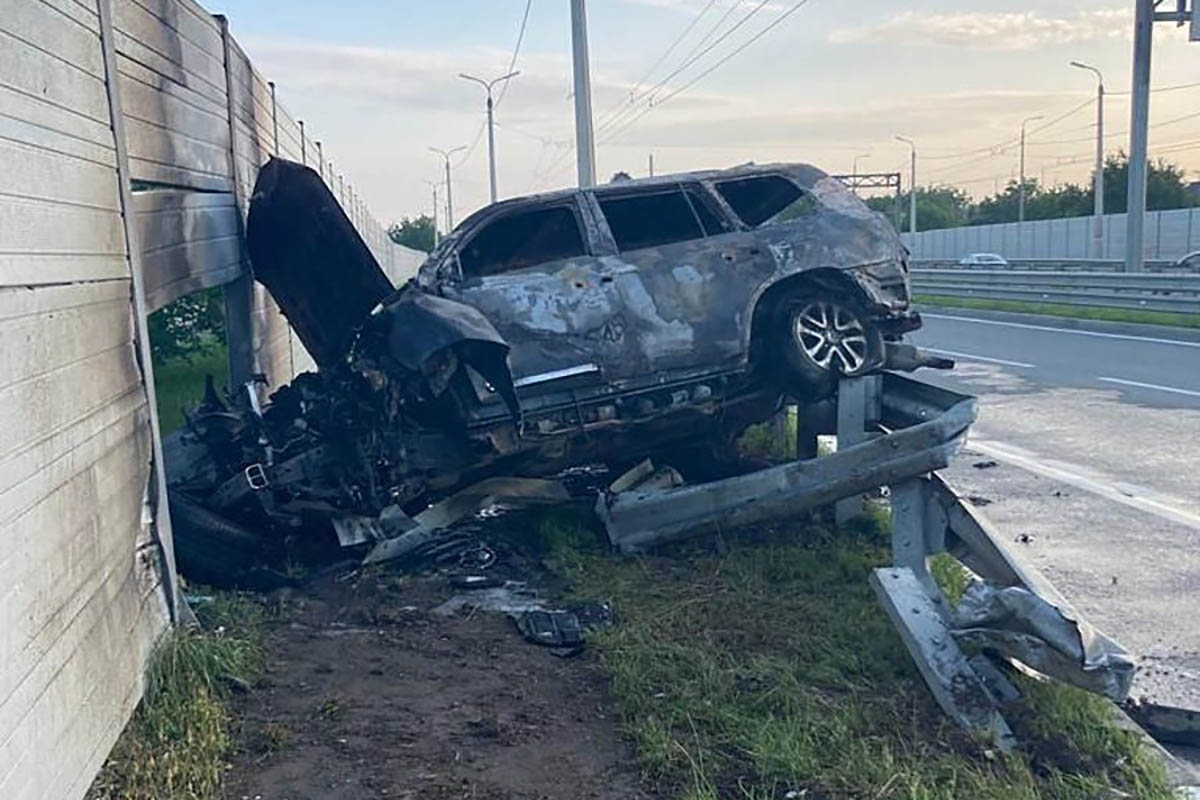 В Симферополе взорвался автомобиль с российским помощником вице-премьера  Запорожской области Спектр